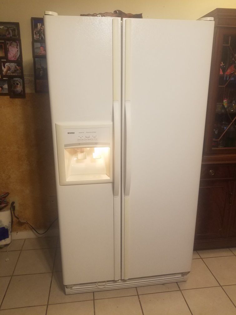 Kenmore ColdSpot side-by-side