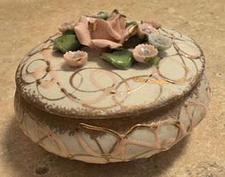Vintage Lefton White & Pink Porcelain Trinket Jewelry Box Floral Roses