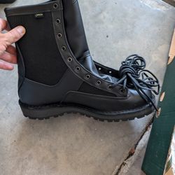 Cold weather boot