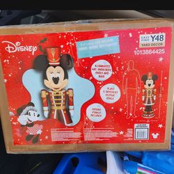 5 ft minnie mouse nutcracker. Disney christmas
