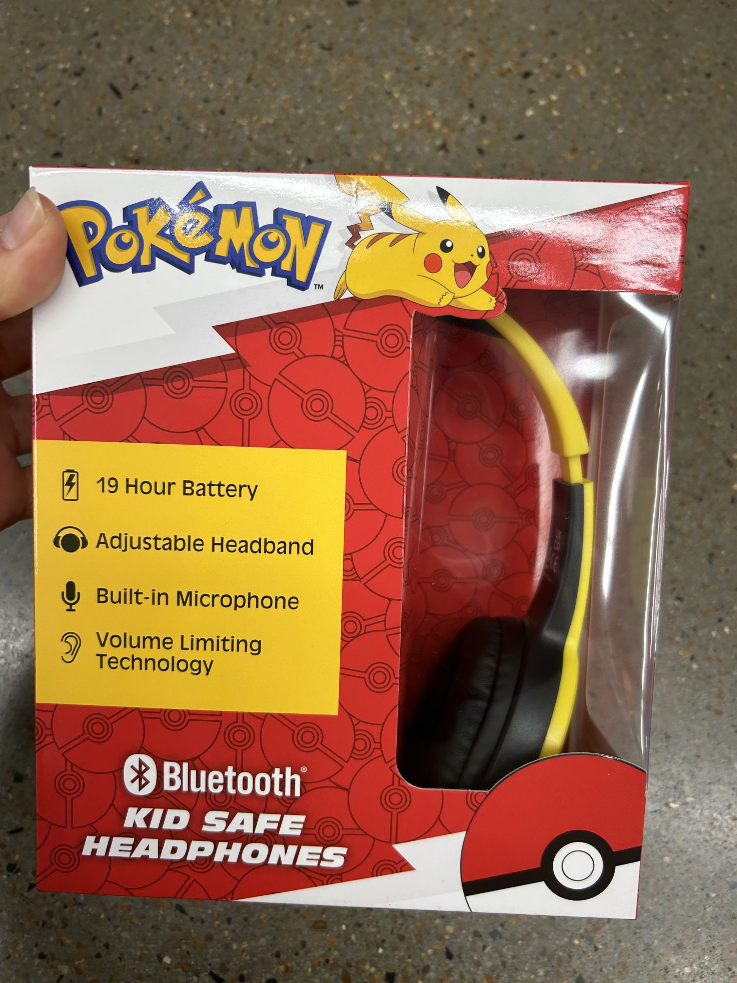 NWT Pokémon Pikachu wireless Bluetooth headphones