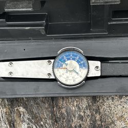 Dial Torque Wrench 