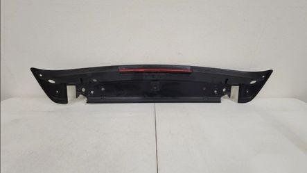 2003 2005 2007 2008 2009 2010 PORSCHE CAYENNE TAILGATE MOUNTING BRACKET OEM 7L5