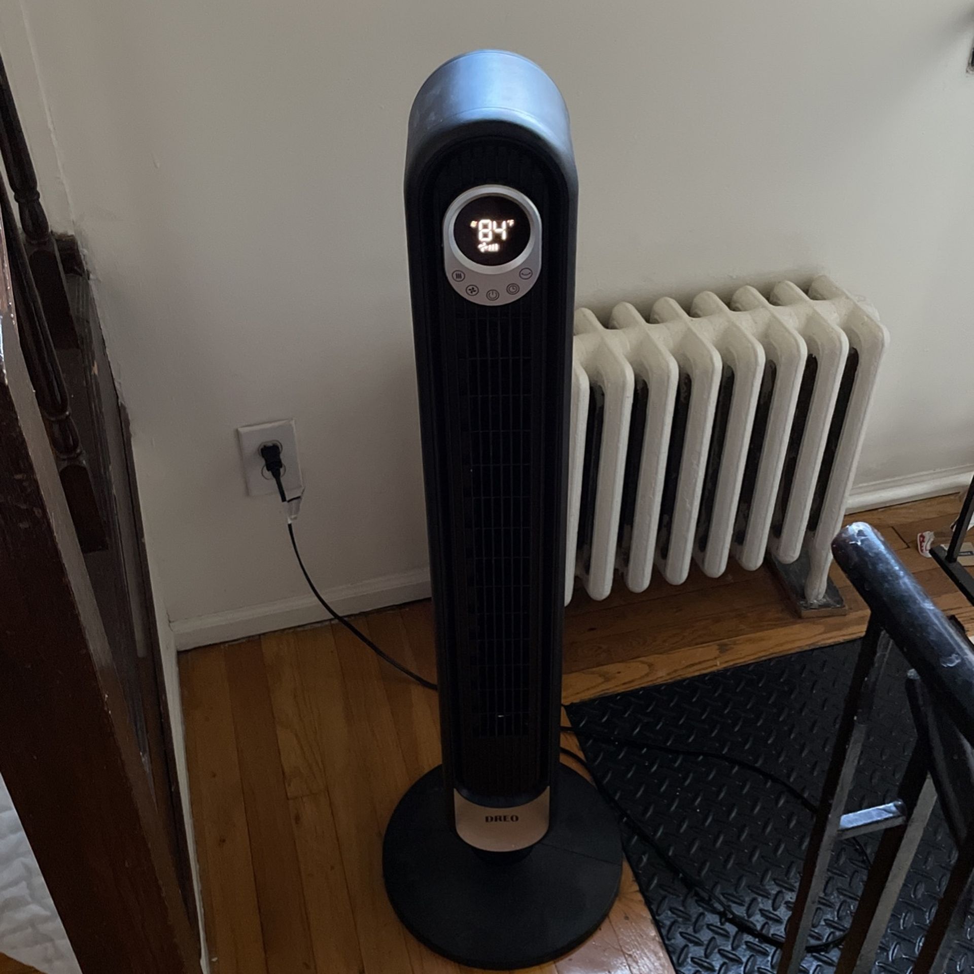 DREO Tower Fan 42 Inch, 6 Speed / 4 Modes for Sale in New York, NY - OfferUp