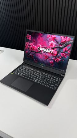 Origin PC Eon 16X Gaming Laptop - RTX 5090