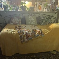 Day Bed With Frame And Mattress, You Could Put Another Mattress Under It