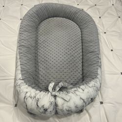 Baby Lounger / Sleep Pod