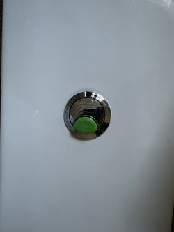 Steath Toilet Tank