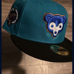Chicago Cubs HAT CLUB