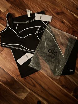 Alo Yoga Sports Bra and Shorts Set