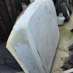 2005 Silverado 2500 HD HOOD OEM