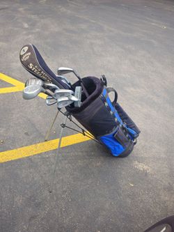 Golf ⛳️ 🏌🏾‍♂️ club, bag, balls & T's