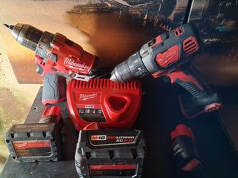 Milwaukee Power Tools