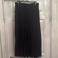 Black Pleated Skirt