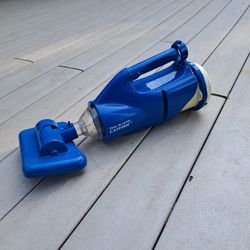 POOL BLASTER Catfish Cordless Pool Vacuum