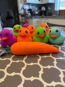 Colorful Rubber Duck Set with Carrot Toy