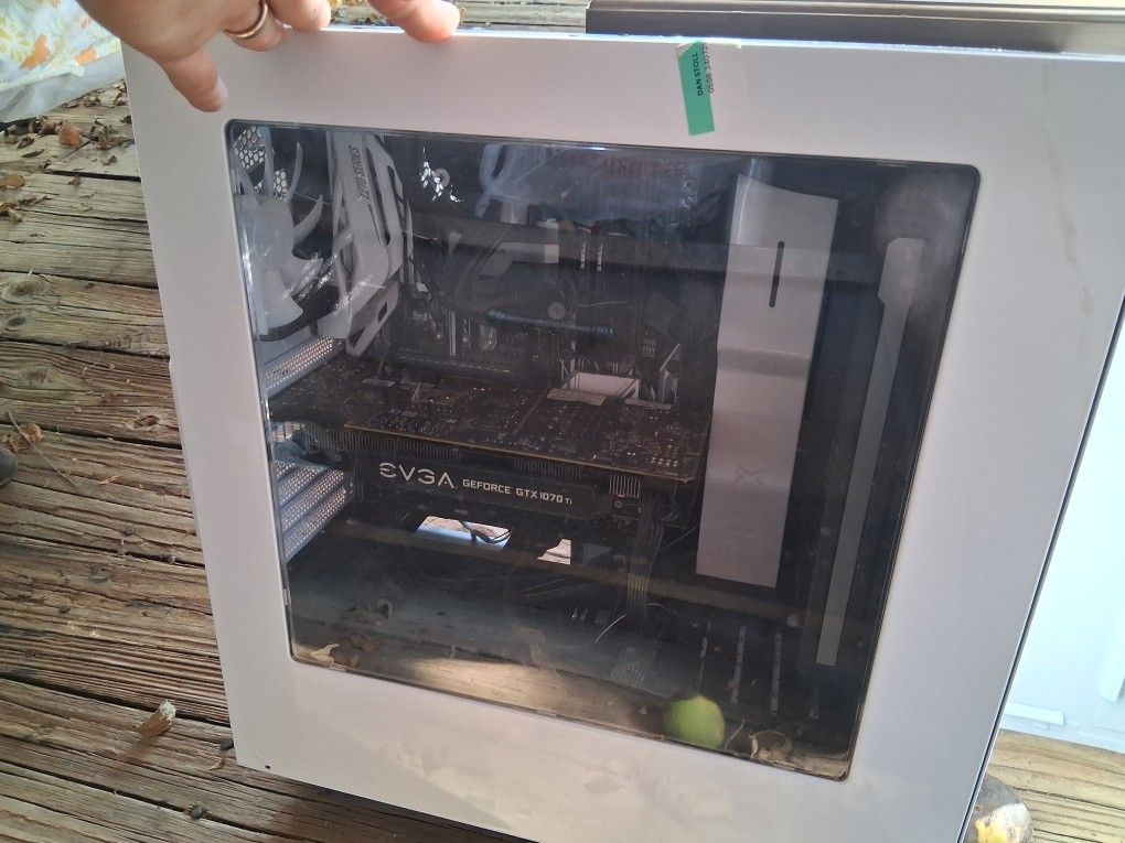 Gaming PC built in an NZXT S340 Elite mid-tower case. The PC features an EVGA GeForce GTX 1070 Ti graphics card