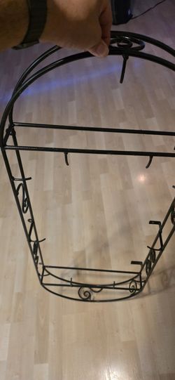 Pan Hanger