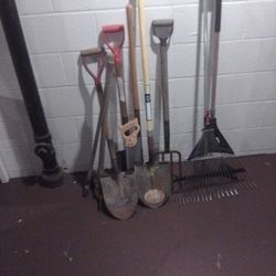 Landscaping Tools Everything In Good Condition.