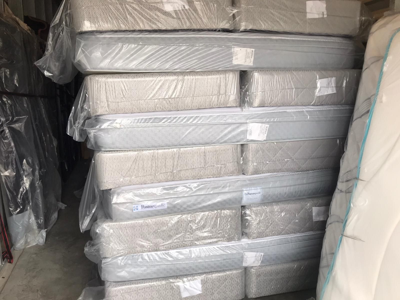 New King Size Serta Mattress And Box Spring
