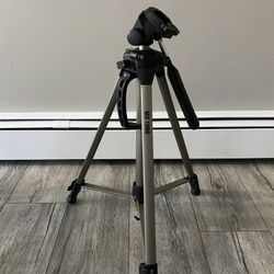 Tripod MX1000