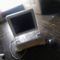 Apple Studio Display "Vintage"