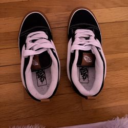 Boys 5.5Y Vans