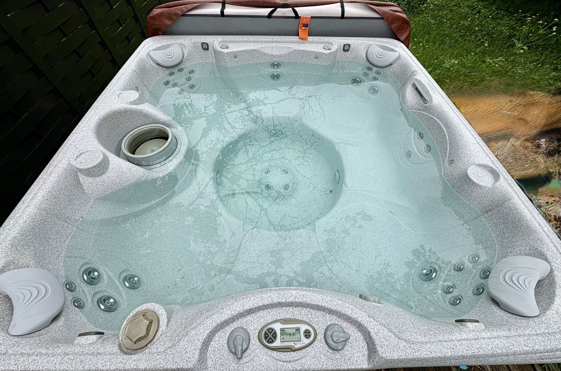 Hot Tub - Caldera ***Local Delivery Included***