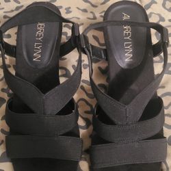 Aubrey Lynn Wedges 9.5