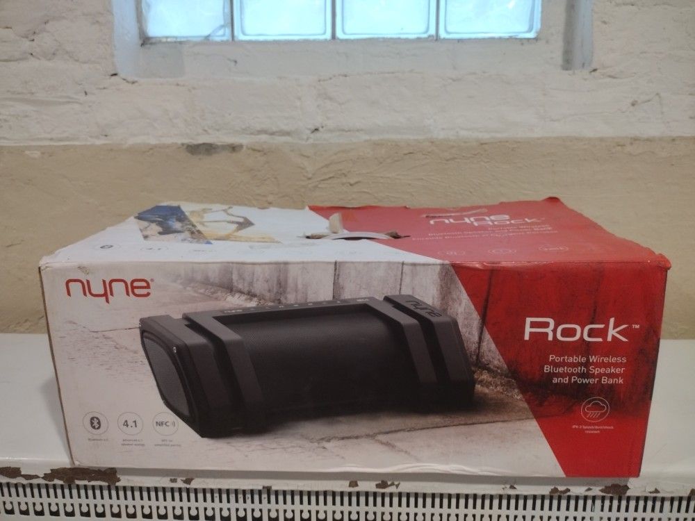 NEW NYNE ROCK SPEAKER BLUETOOTH.