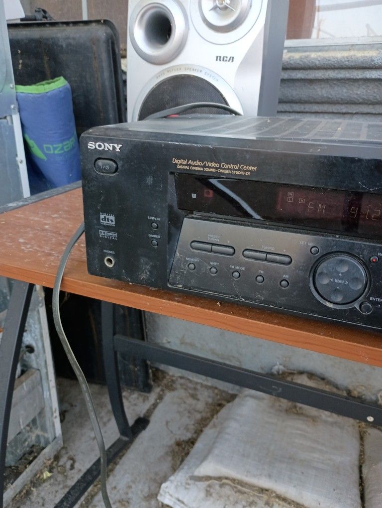 Sony FM Stereo/Fm-am Receiver Str-k740p