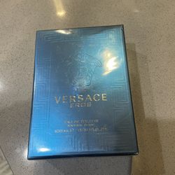 versace cologne 