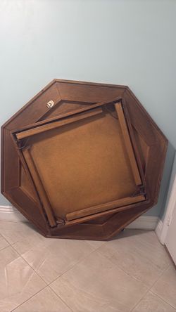Poker table