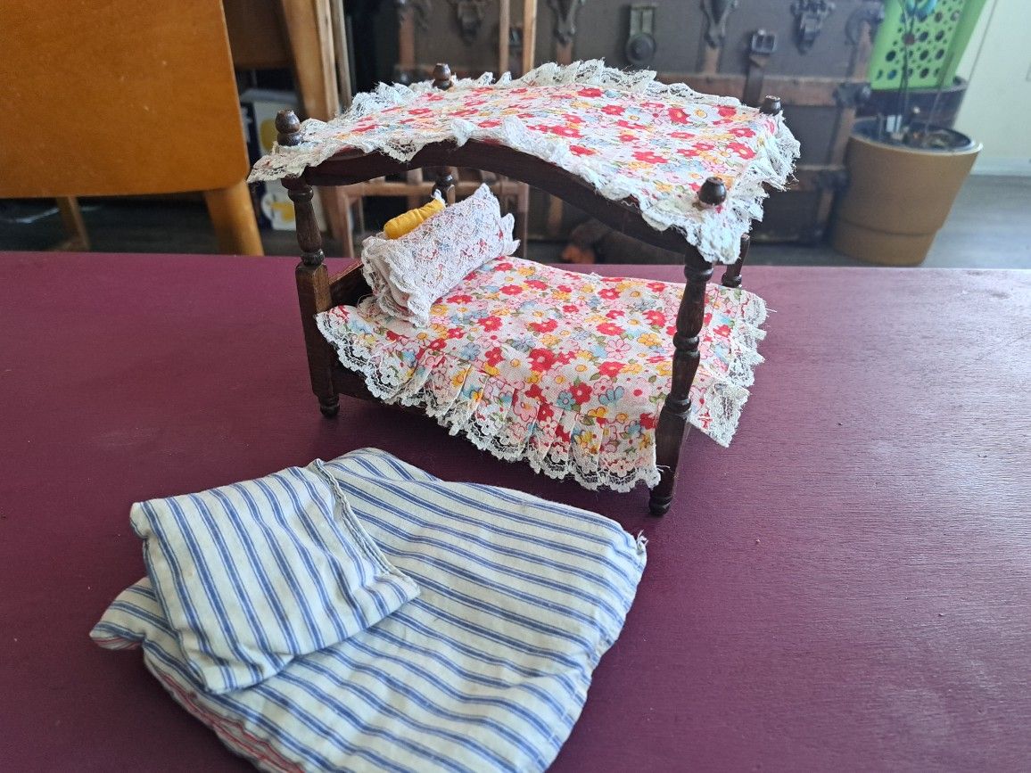 Doll House Furniture