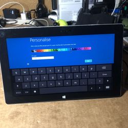 Surface RT 64GB  NEED New BATTERY 