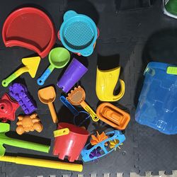 Kids Beach Sand Toy Set