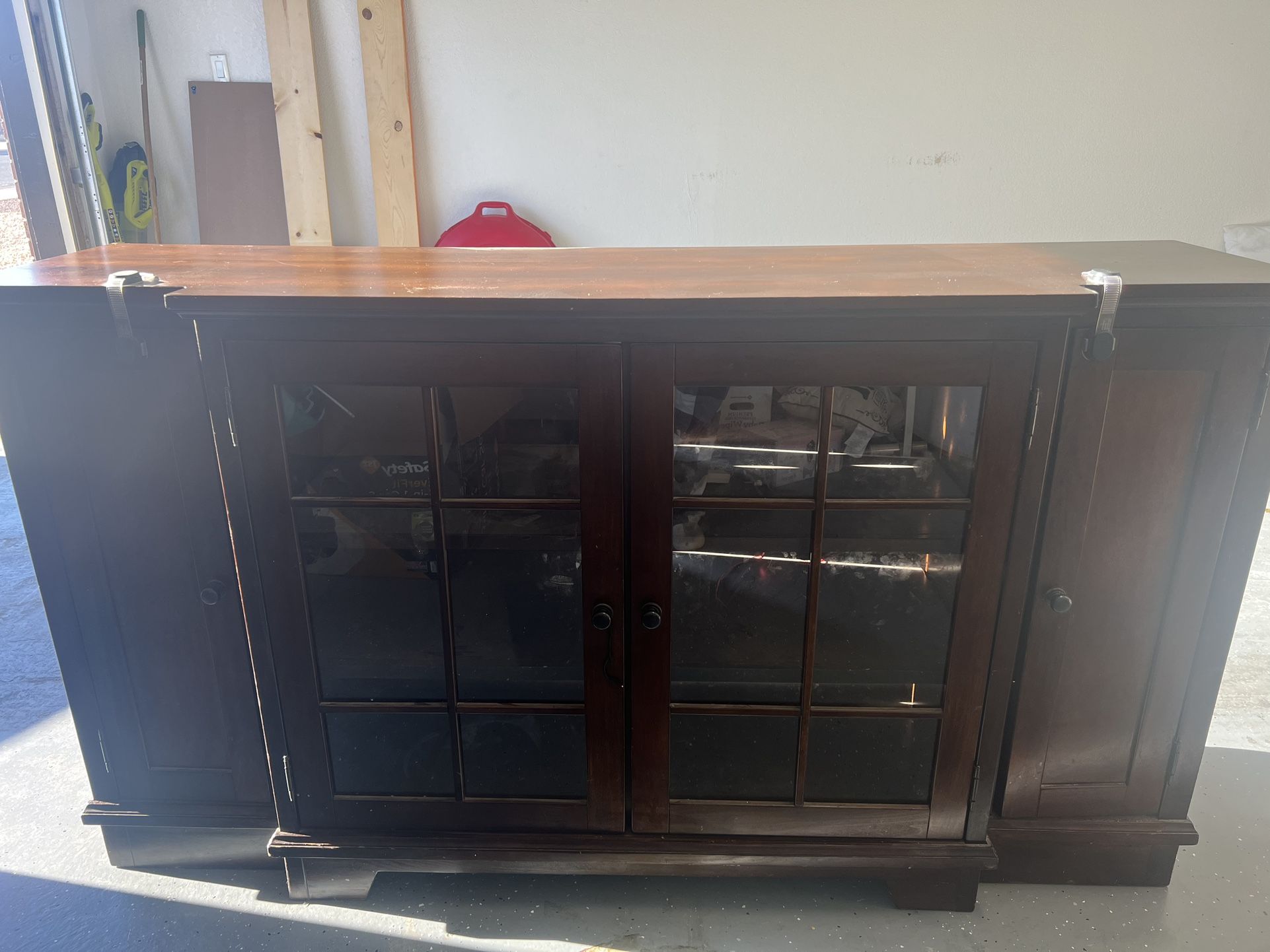 Tv Stand / Entertainment