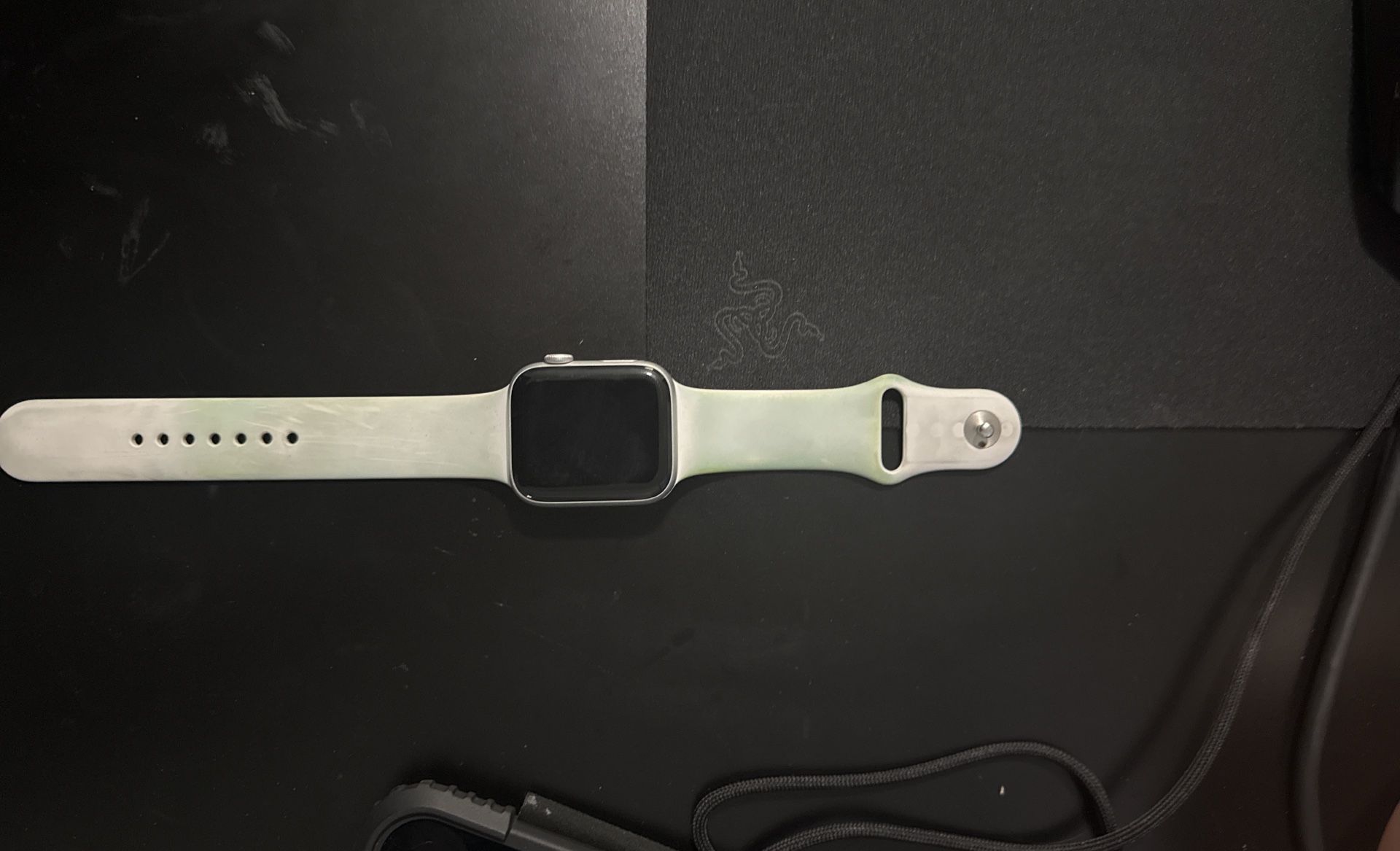 Apple Watch SE 44MM UNLOCKED WiFi-LTE