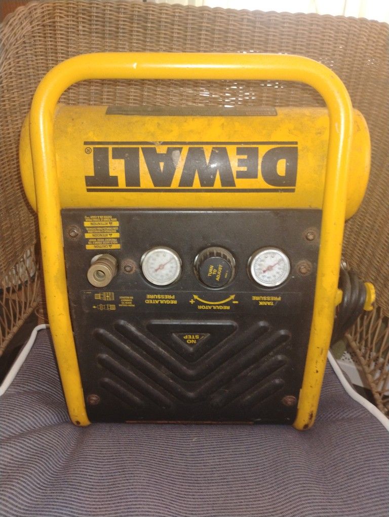 DeWalt Air Compressor 