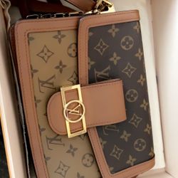 Louis Vuitton Dauphine MM