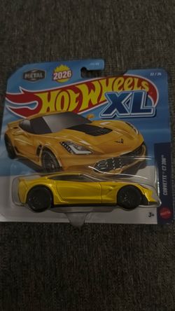 Hot Wheels XL Corvette C7 Z06 Die-Cast Car