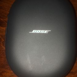 Bose Quiet Comfort Ultra Bluetooth Wireless Noise Canceling Headphones- Black 