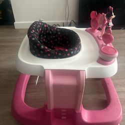 Minnie Mouse Walker