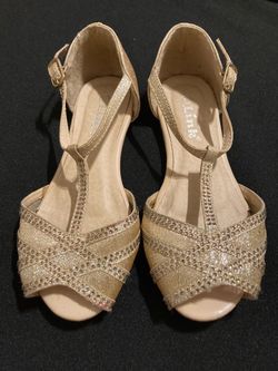 Girls Roes Gold Shimmer Low-Wedge Sparkling Rhinestone Dress Shoes Size 11 Special Occasion Wedding