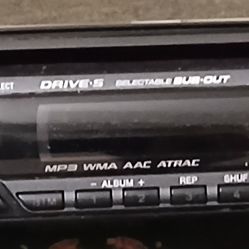 Sony Car Stereo CDX GT420U & Remote Control 