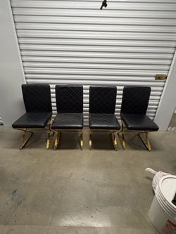 4 Beautiful Dining Chairs