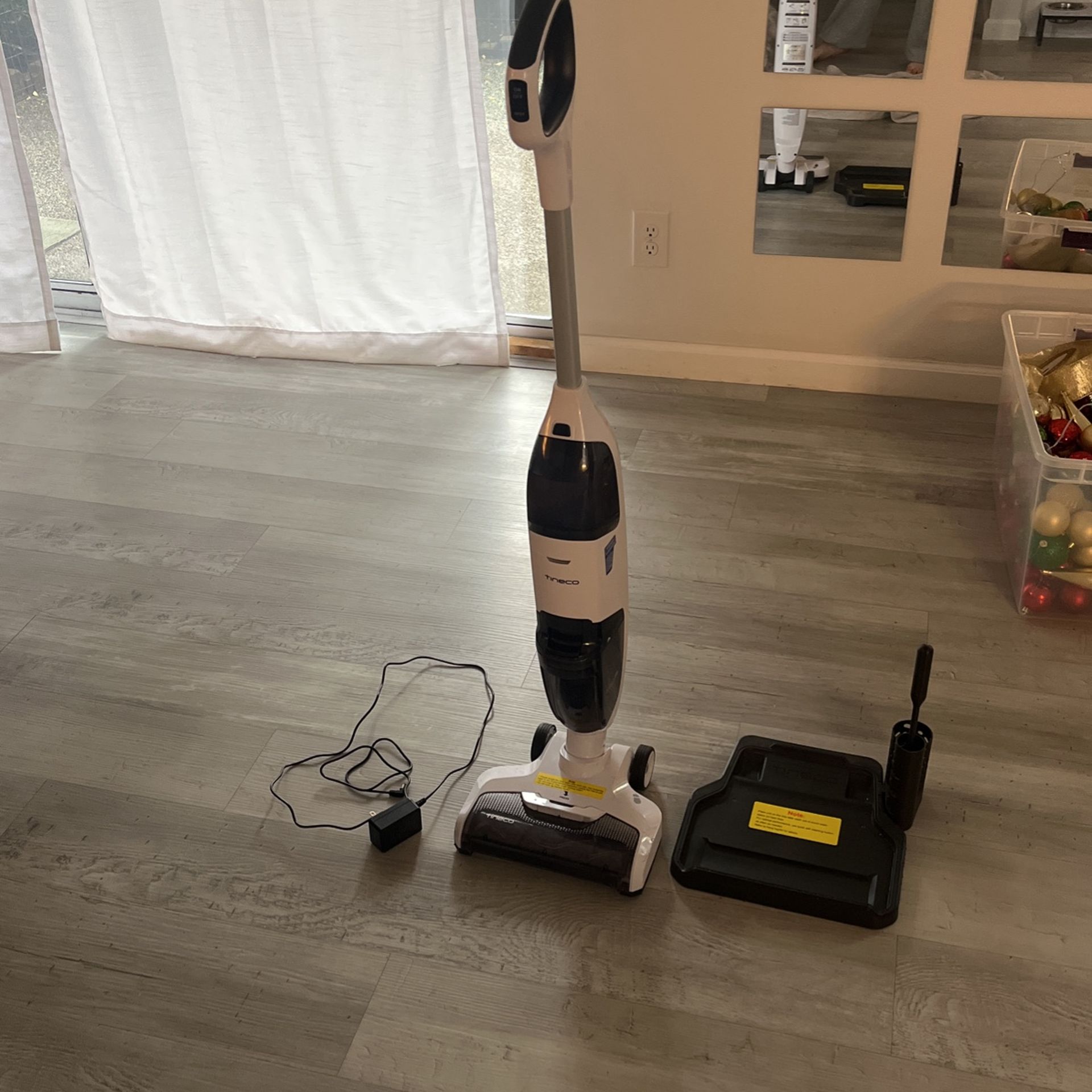 Tineco Wet Vacuum Rechargeable