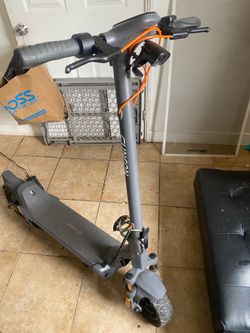 Electric scooter