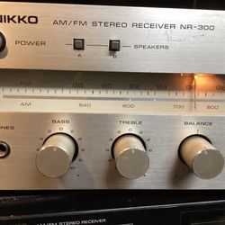 Nikko Vintage AM/FM  Stereo Receiver In Great Condition 