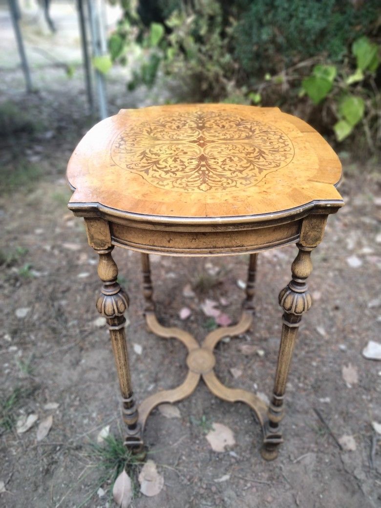 Beautiful Antique French Or Italian Inlay Table.